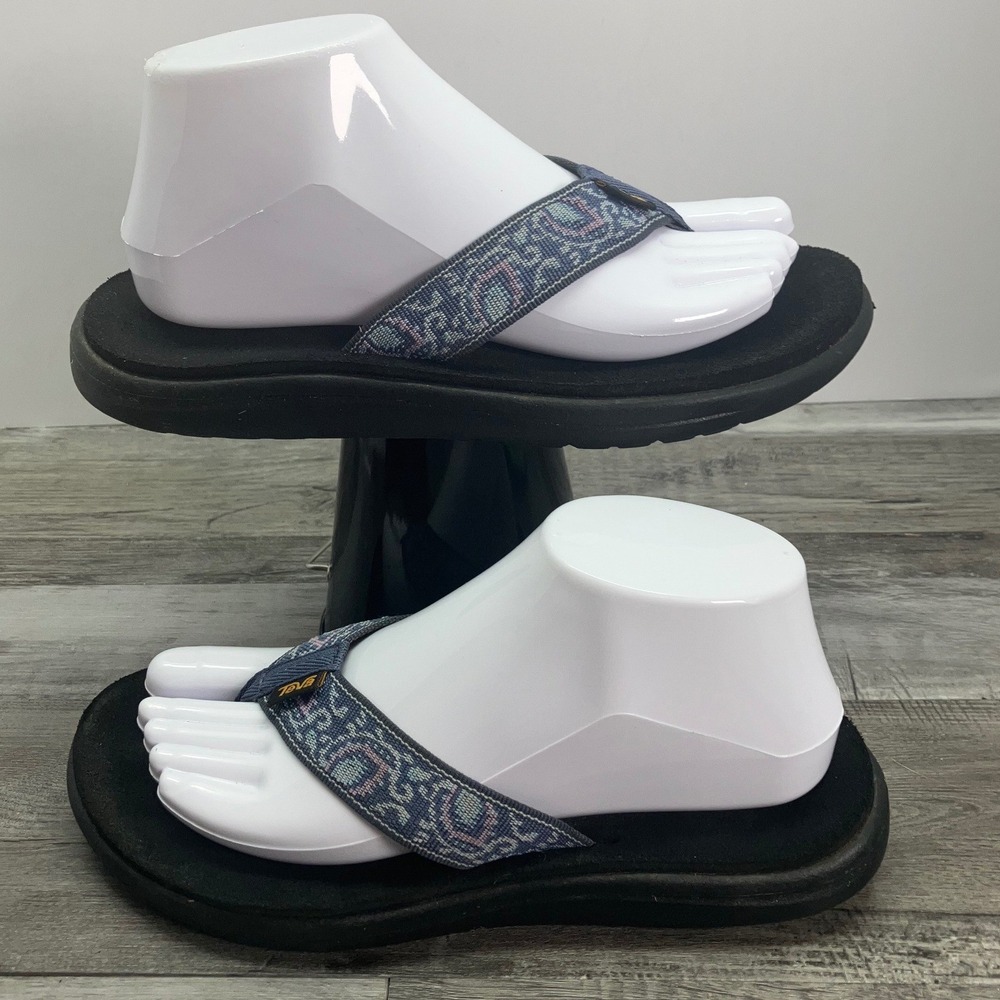 Teva Mush II Flip Flops Womens 8 Blue Geo Pattern Cushioned Sandals 1019040